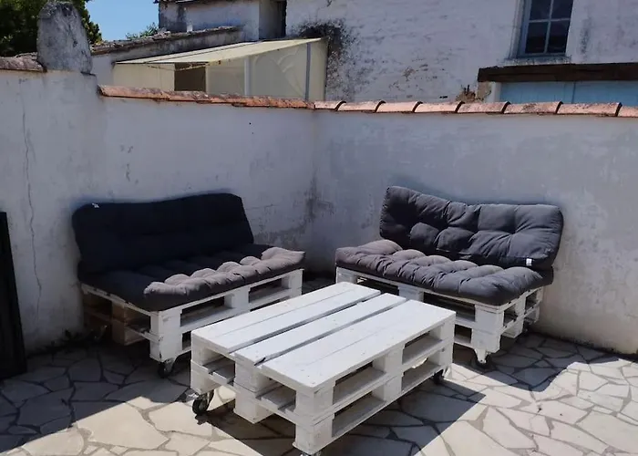 Charmante Maison A Сasa de vacaciones Corme-Royal